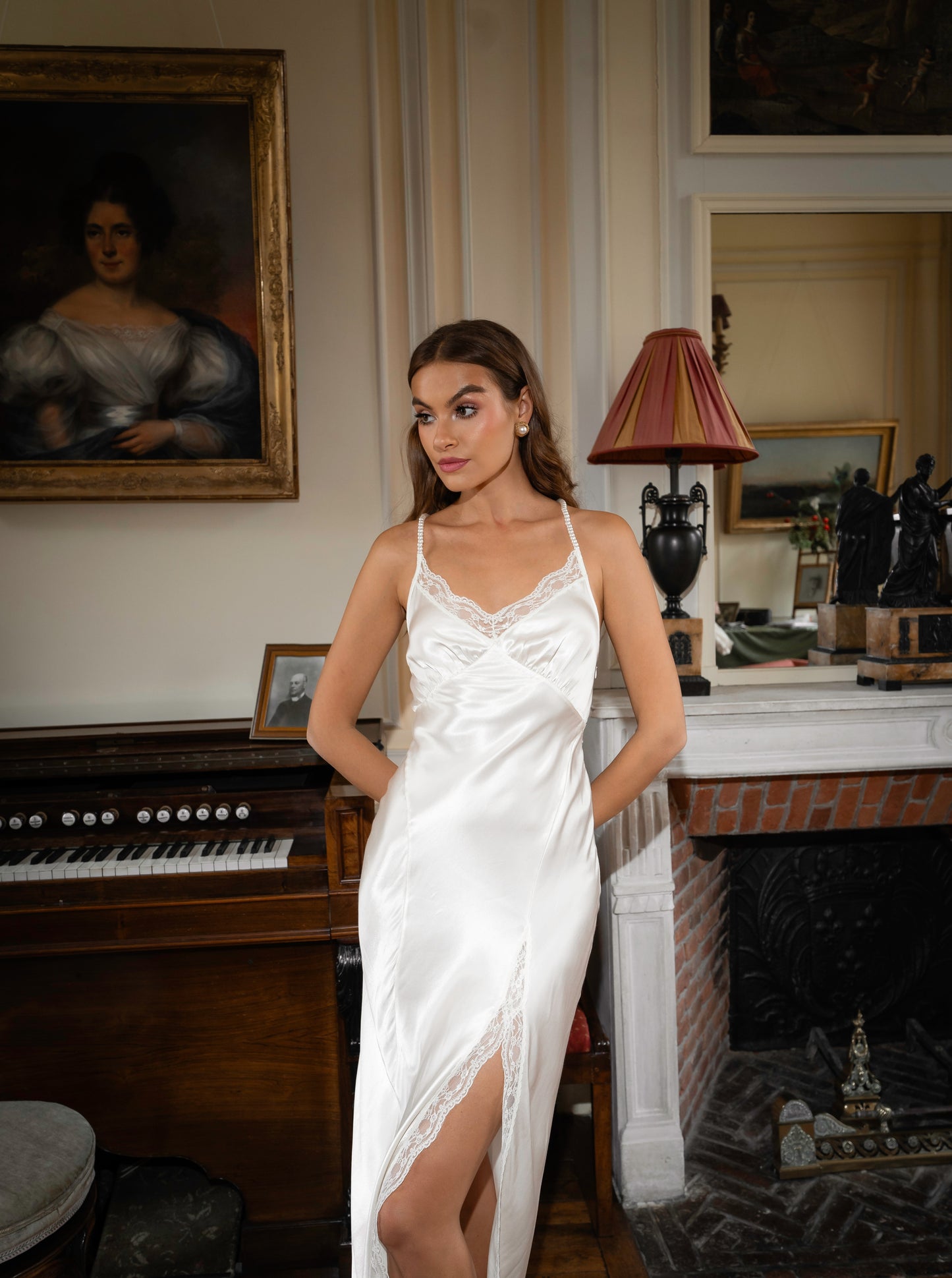 White dress "Angel"