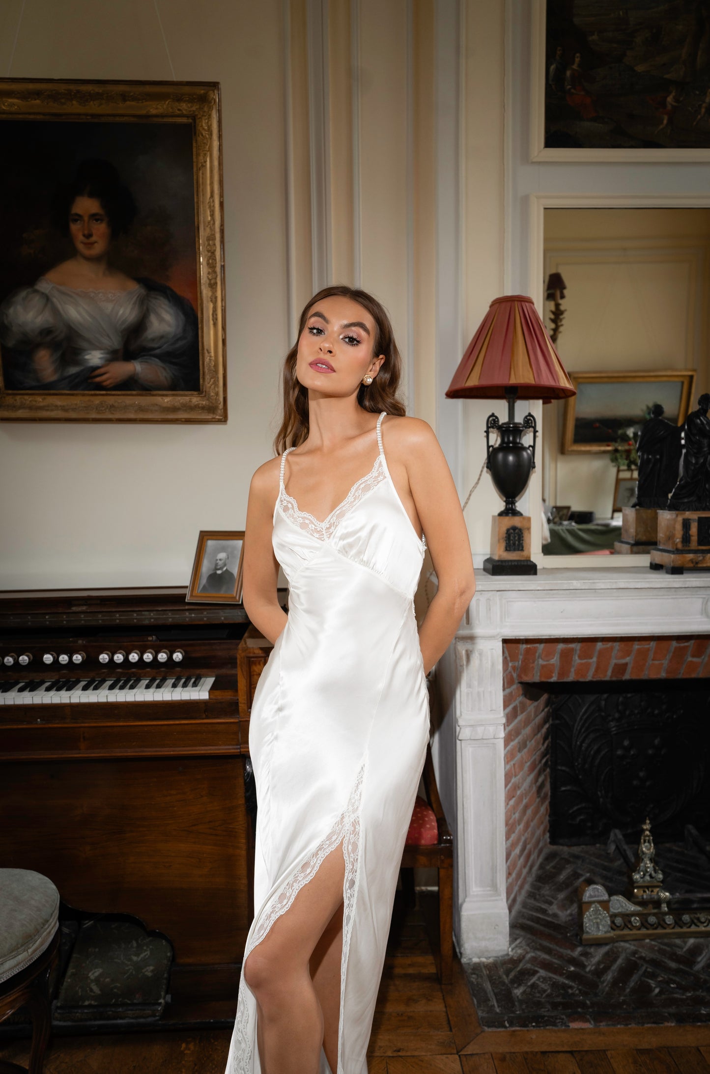 White dress "Angel"