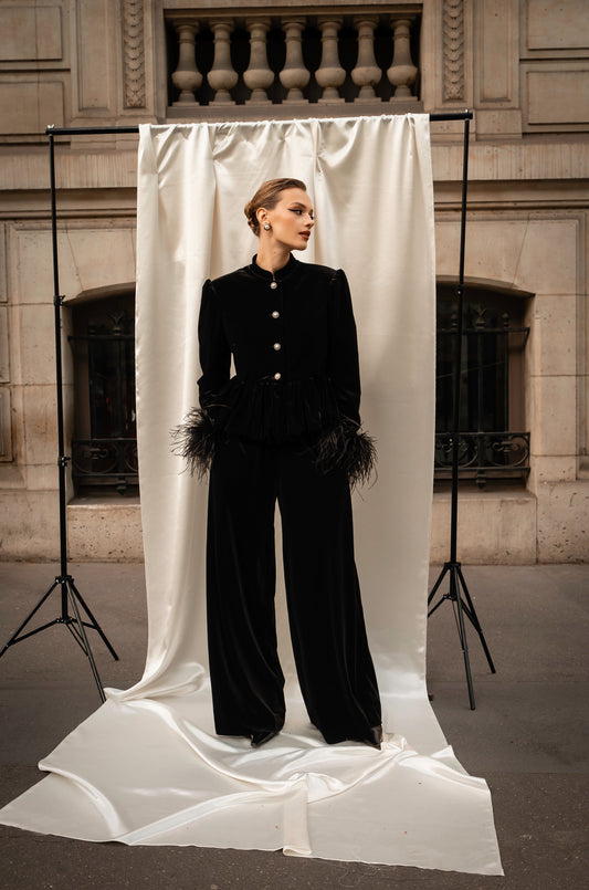 Velvet suit black “L’impératrice”